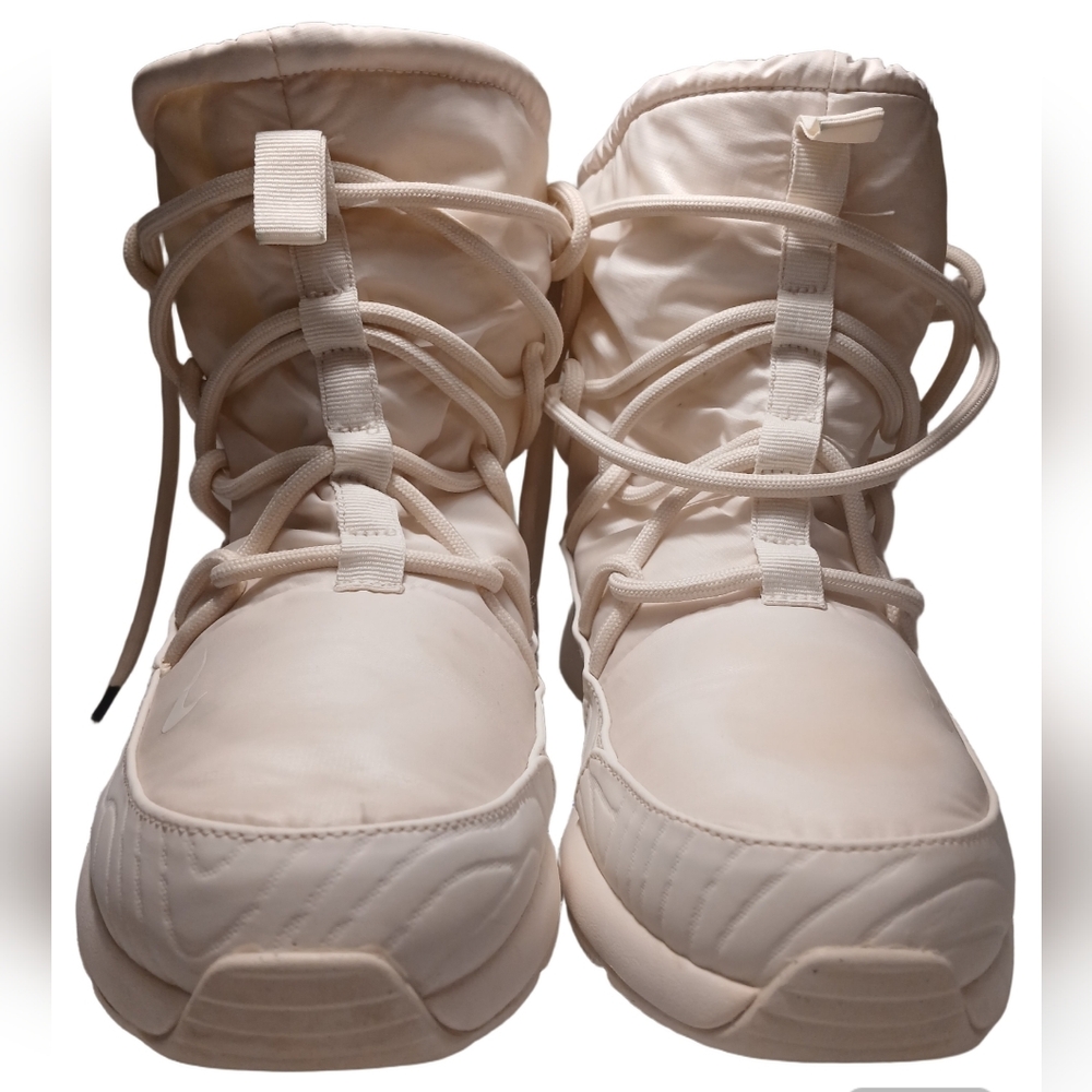 Nike Women's Winter Cream Boots
